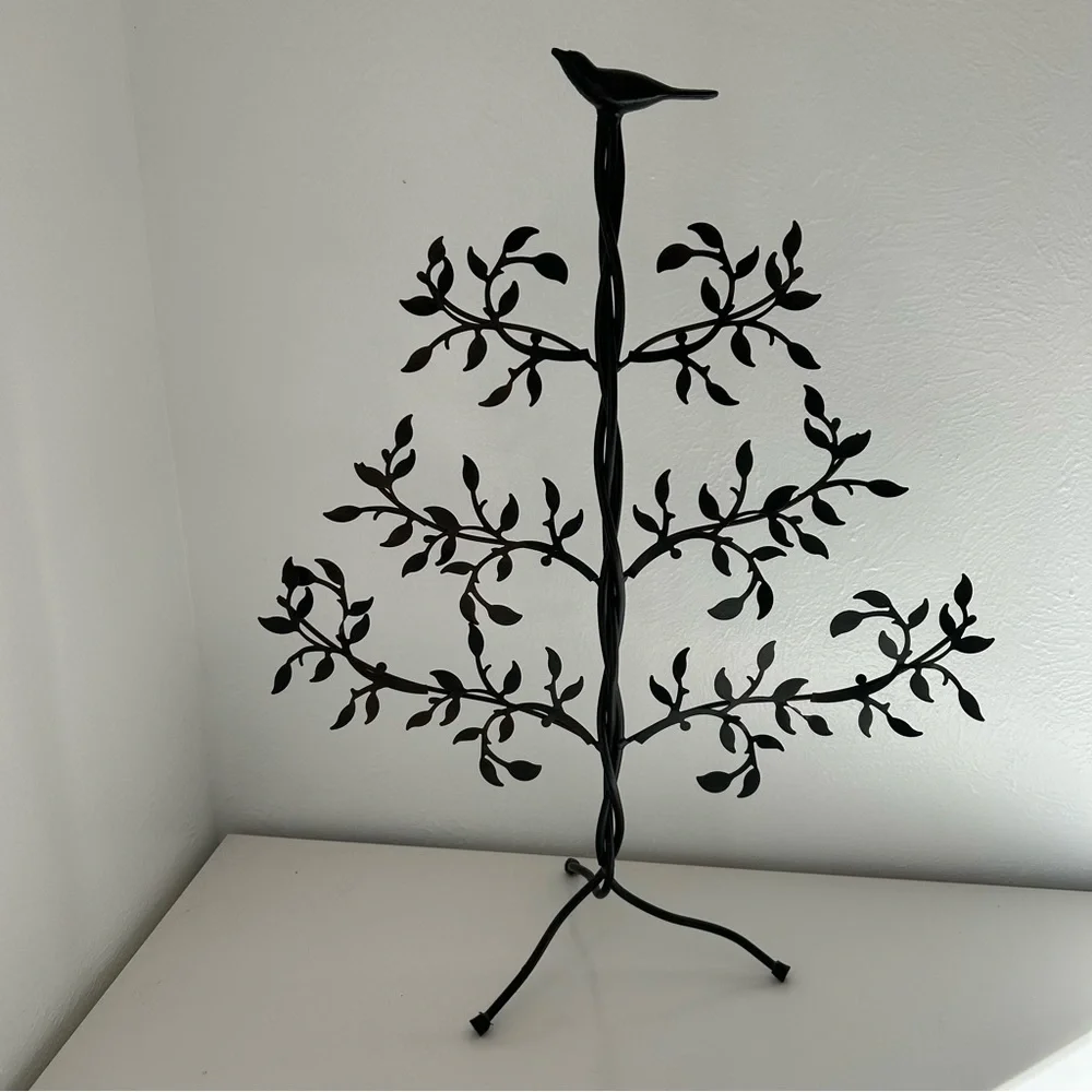 EUC Bird Winnipeg Jewlery Vintage Tree Stand Bkack and Brown Patina 24”T 18”W - Picture 1 of 7